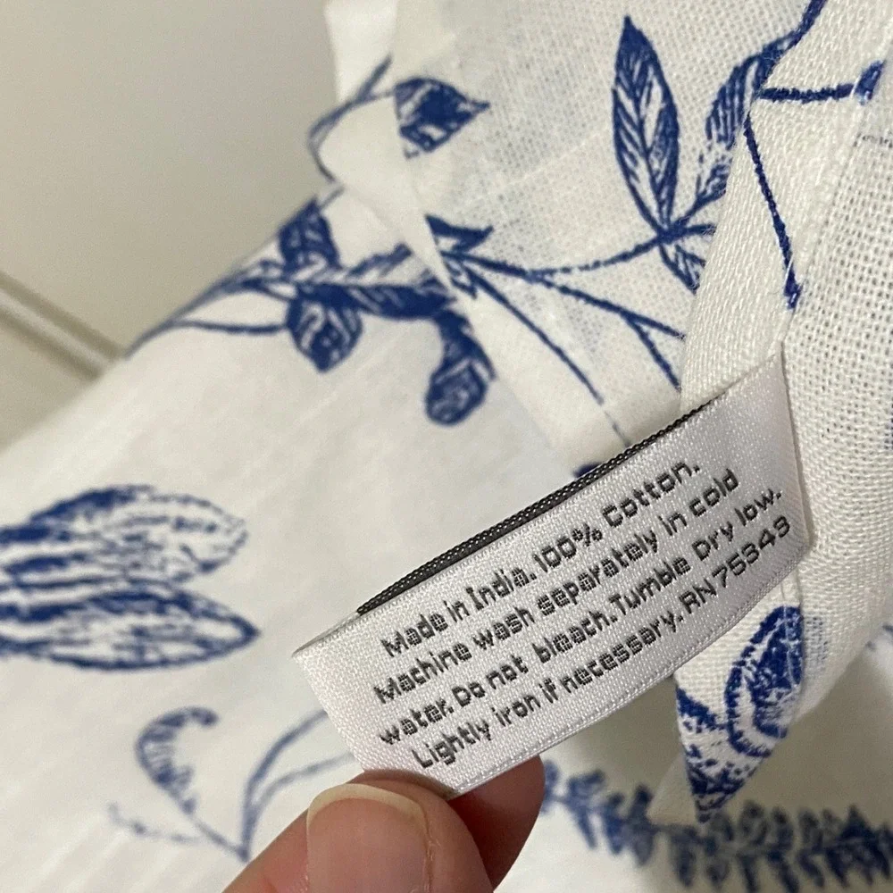 Rachel Ashwell The Farmhouse Blue Toile Bunny Rabbit Cotton Tablecloth 82